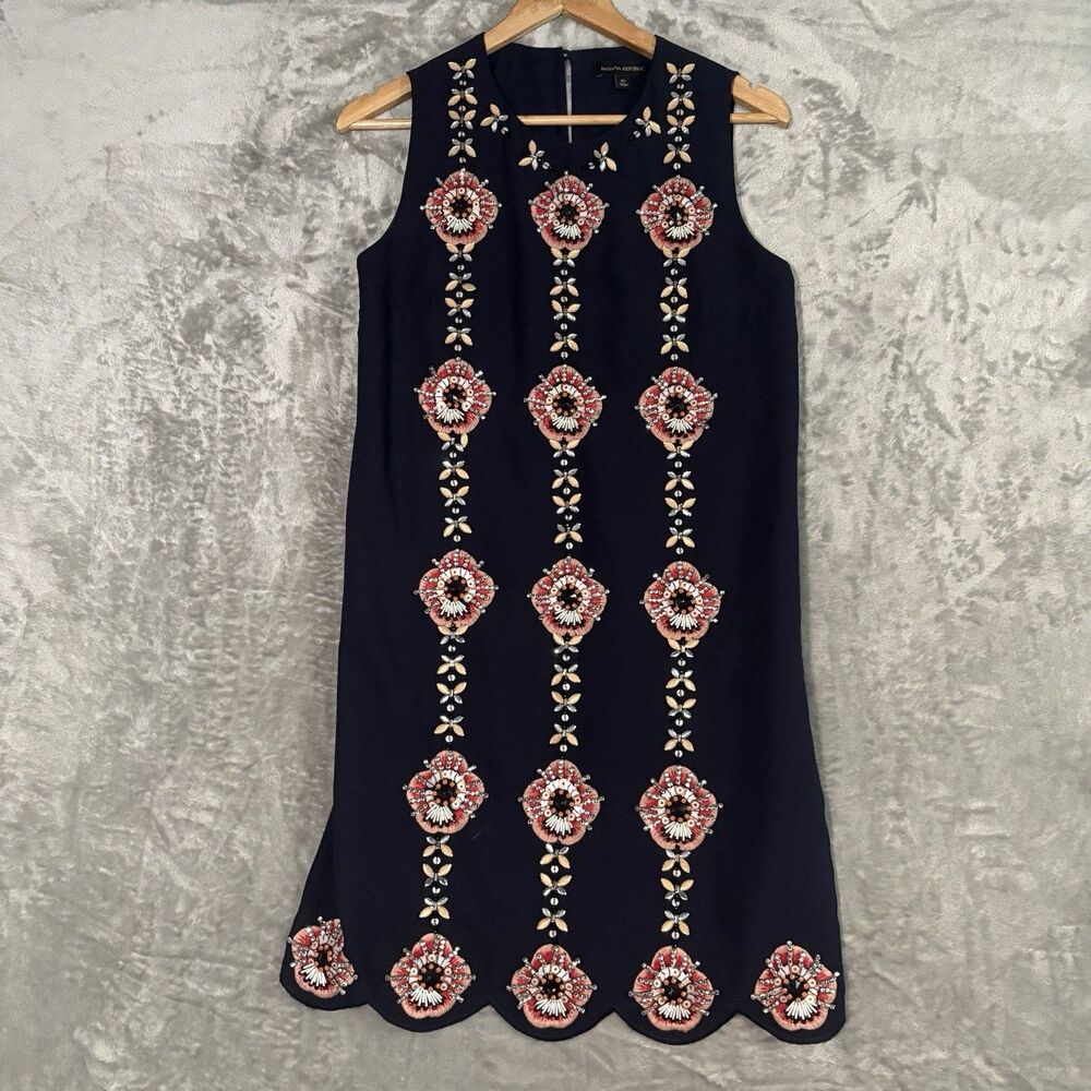 Banana Republic Dress XS Navy Blue Shift Beaded Embroidered Floral Scalloped
